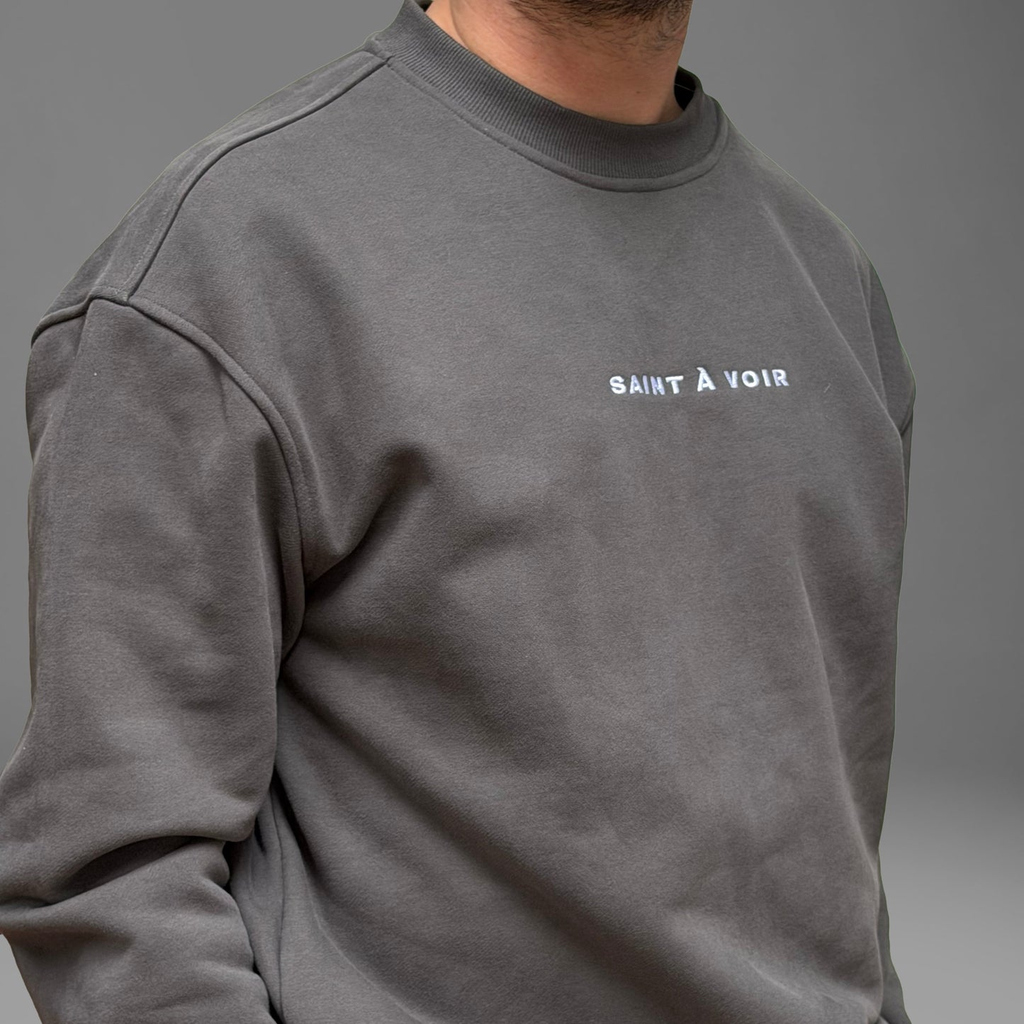 The Essential Sweatshirt – Charcoal