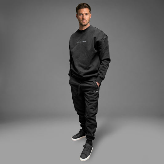 The Essential Sweatshirt – Black